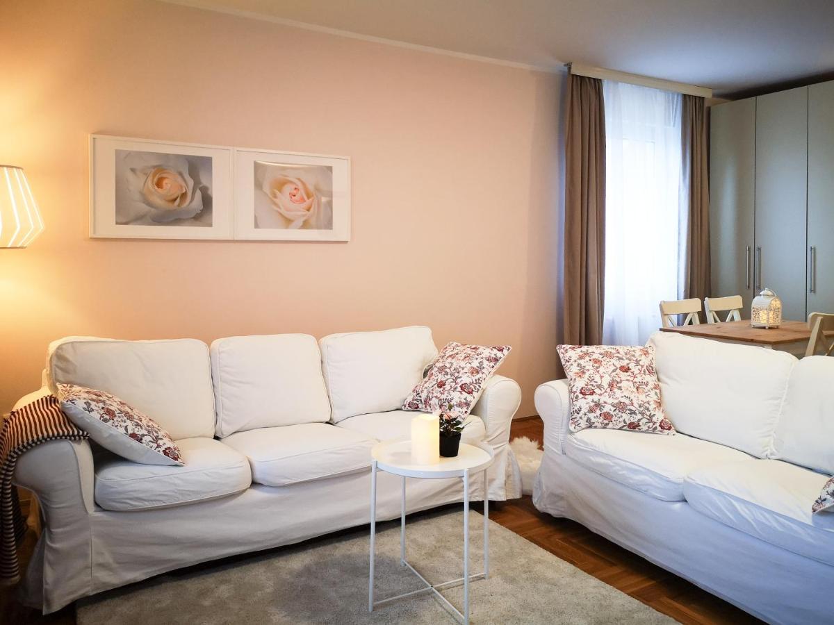 Filinhome Supljikca Suite Novi Sad Eksteriør bilde
